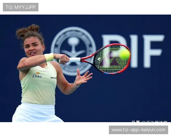 WTA总决赛高芙直落两盘击败鲍里妮,收获小组赛首胜 WTA总决赛高芙直落两盘击败鲍里妮,收获小组赛首胜